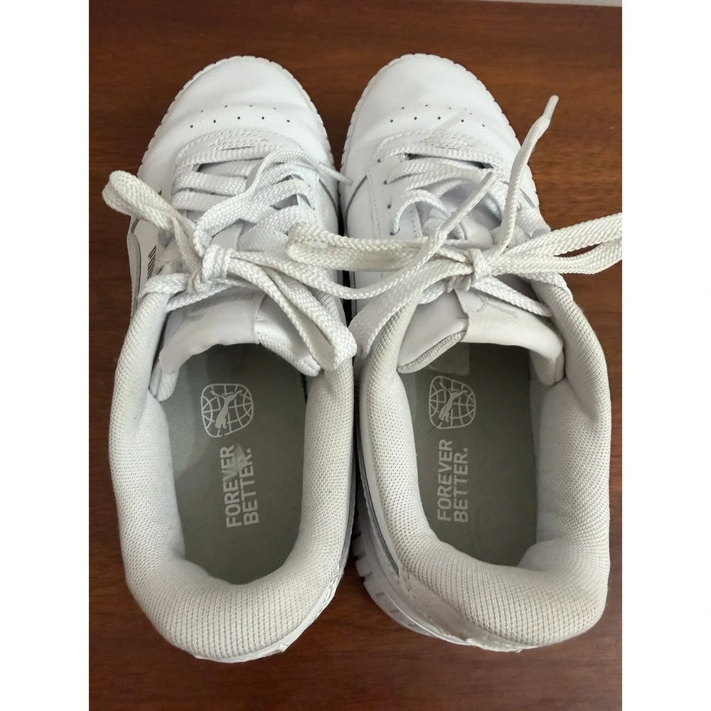 PUMA Women's Carina 2.0 White Leather Casual Sneakers Shoes Size 7.5